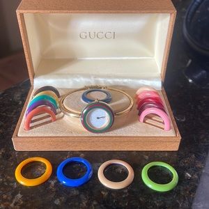 Vintage Gucci Watch with 15 interchangeable Bezels